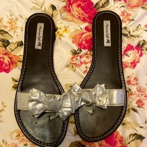 Ladies American eagle sandals